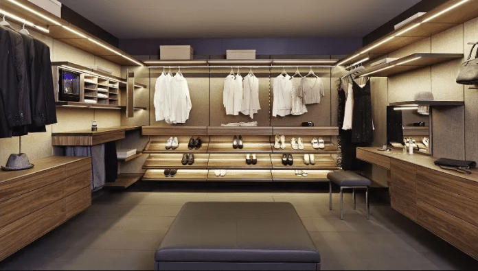 prateleira iluminada apara closet e1642032713467