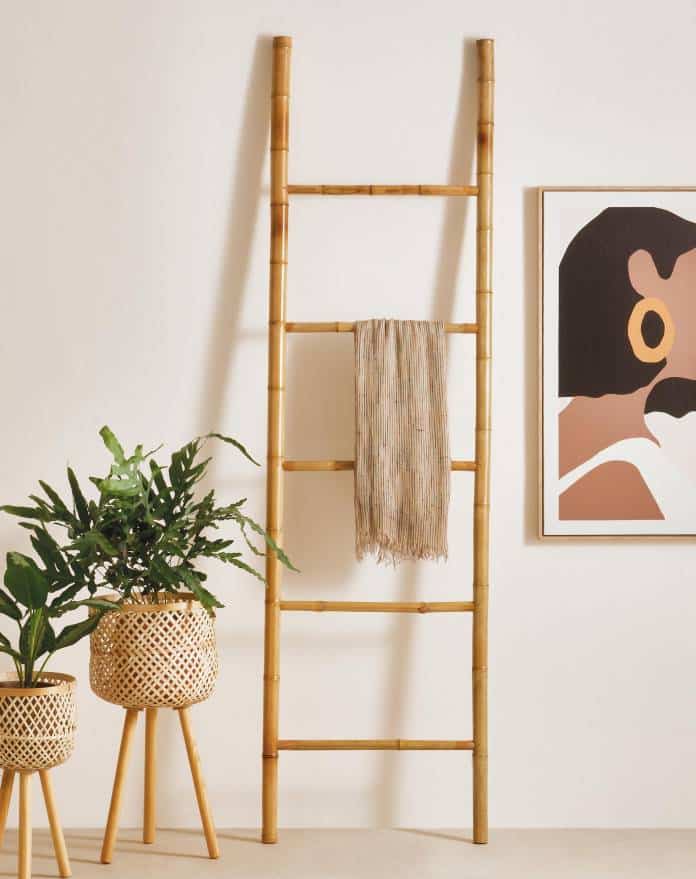 Escada Decorativa: +7 Modelos Para Decorar e Organizar o Ambiente