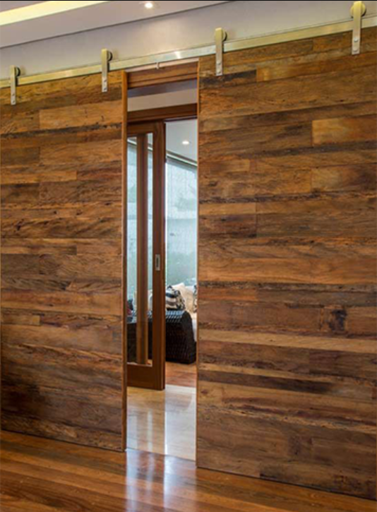 portas de madeira sob medida