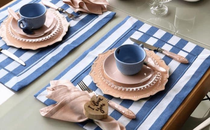 Como Preparar uma Mesa Posta para Café da Manhã 7 É importante lembrar que você tem no café da manhã uma refeição mais informal
