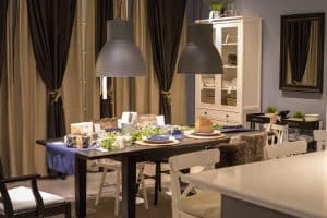 luminárias pendentes na iluminação de área gourmet. 