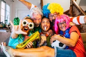 família aproveitando o Carnaval em casa.