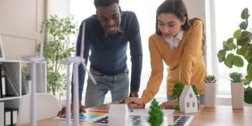 Pessoas trabalahndo com as novas normas para construção sustentável no Brasil.